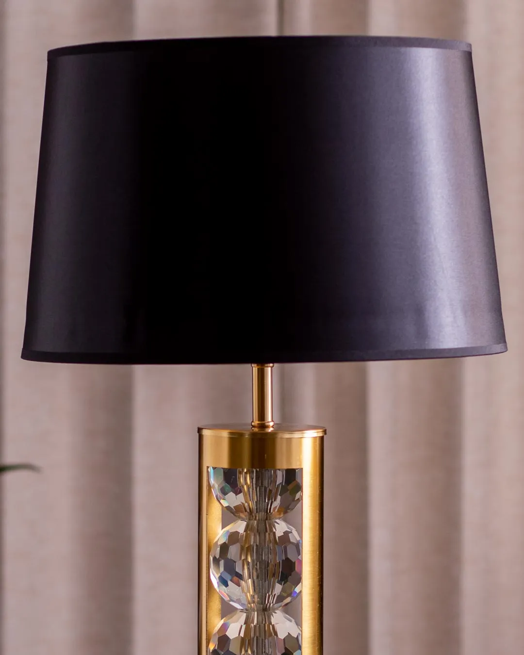 'Exquisite Lighting' Crystal Table Lamp