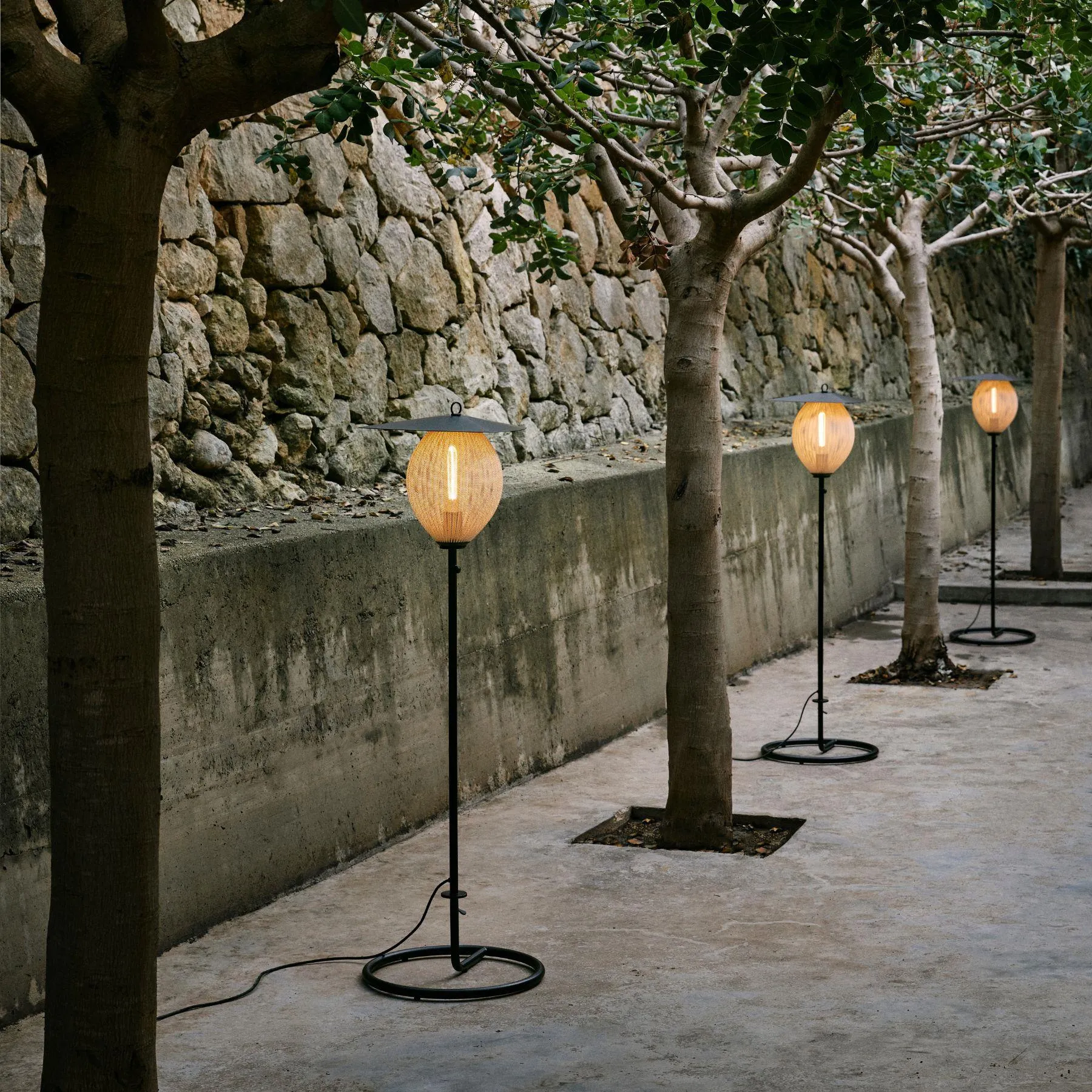 GUBI Satellite Outdoor Floor Lamp